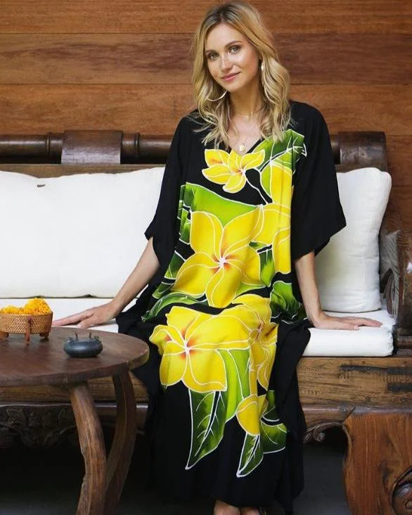 Wanderer Lavish Maxi Dresses -Wanderer Lavish Maxi Dresses -SHU-SHI Women's Handpainted Floral Kaftan Dress - Loose Maxi Beach Cover-Up, Plus Size Caftan