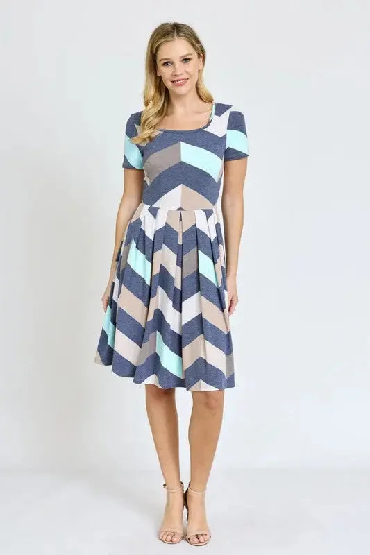 Collar Olive Midi Dresses -Collar Olive Midi Dresses -Plus Chevron Pleated Midi Dress