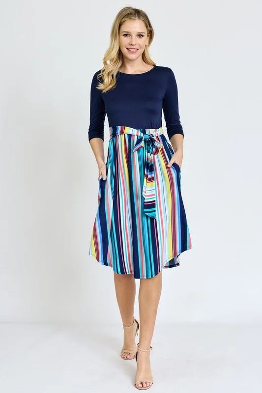 Zigzag Onyx Midi Dresses -Zigzag Onyx Midi Dresses -Quarter Sleeve Multi Stripe Sash Midi Dress