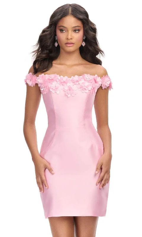 Party Dress Wealthy Chic-Ashley Lauren 4784 - Floral Appliqued Straight Neckline Cocktail Dress