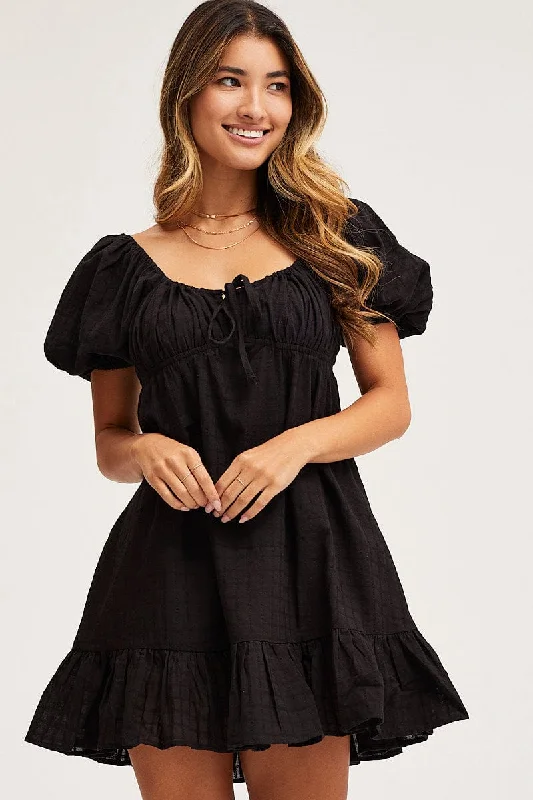 Outdoor Mini Dresses -Black Skater Dress Short Sleeve Mini