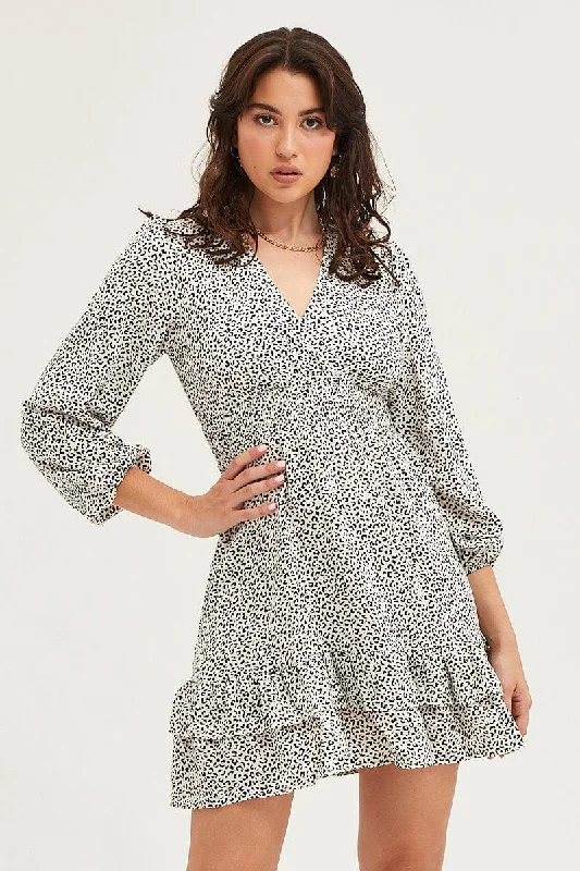 Stitched Mini Dresses -Geo Print Skater Dress Long Sleeve Mini Ruffle